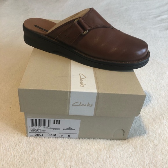 Clarks Shoes - Clarks Patty Nell dark tan leather clog size 9 1/2